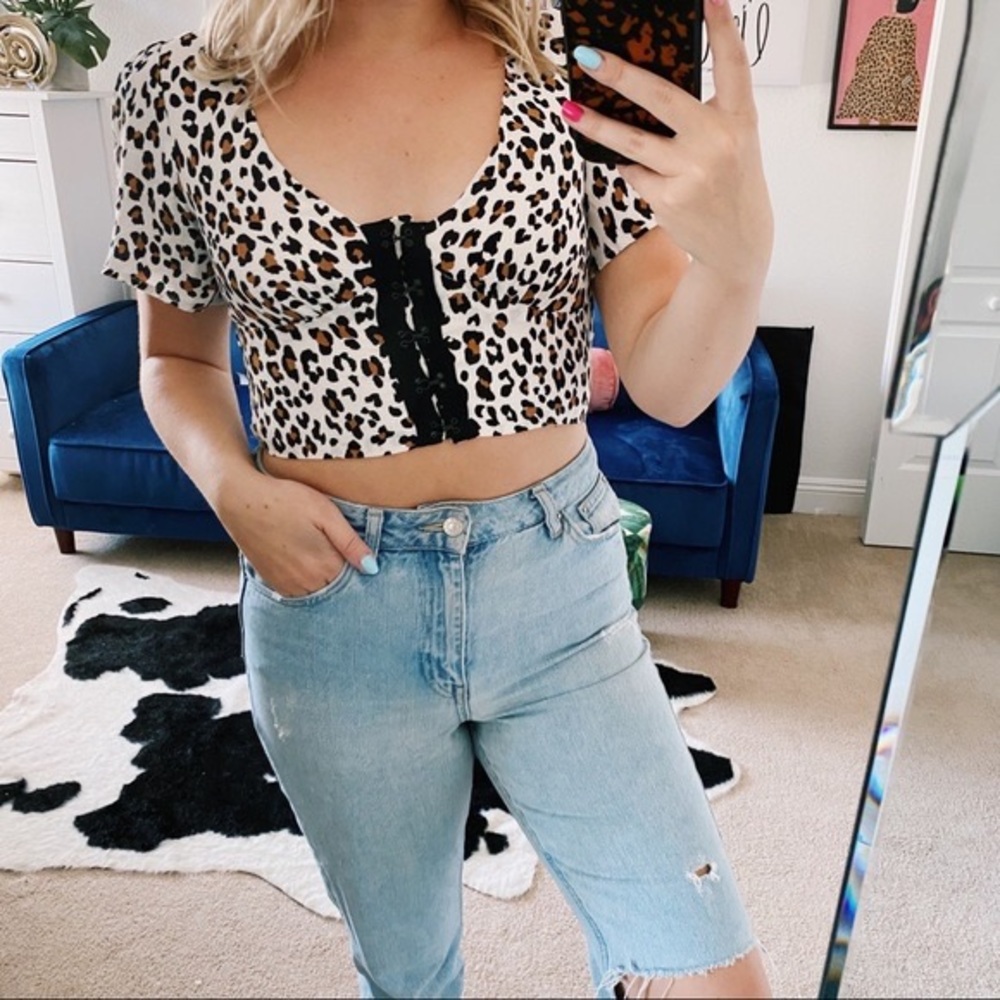 Forever 21 Cheetah Print Corset Open Back Crop Top